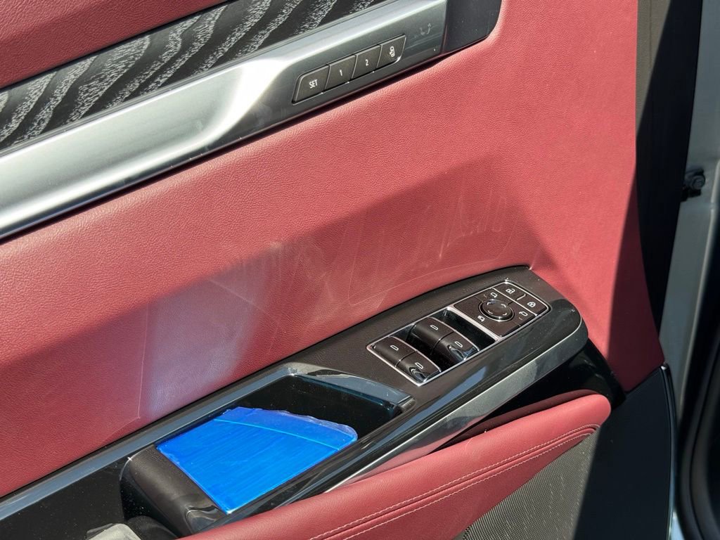 New 2026 Cadillac Escalade ESV Luxury image 19