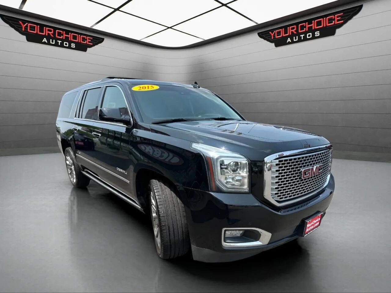Used 2015 GMC Yukon XL Denali w/ Premium Package AWD/4WD image 3