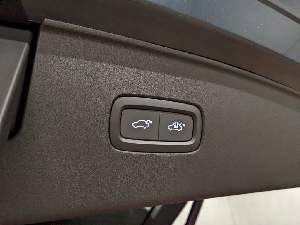 New 2025 Volvo EX90 Ultra image 29