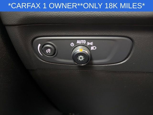 Used 2022 Buick Envision Essence w/ Safety Package image 33
