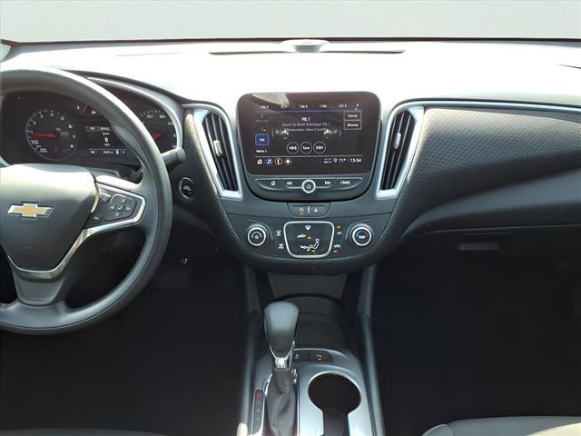 Used 2024 Chevrolet Malibu LS FWD image 13