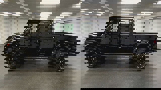 Used 2022 Jeep Gladiator Sport image 5