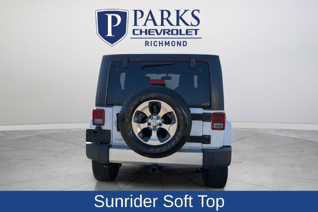 Used 2018 Jeep Wrangler Unlimited Sahara w/ Connectivity Group AWD/4WD image 6