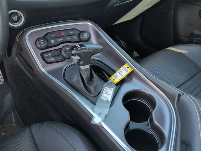 Used 2016 Dodge Challenger R/T Scat Pack RWD image 18