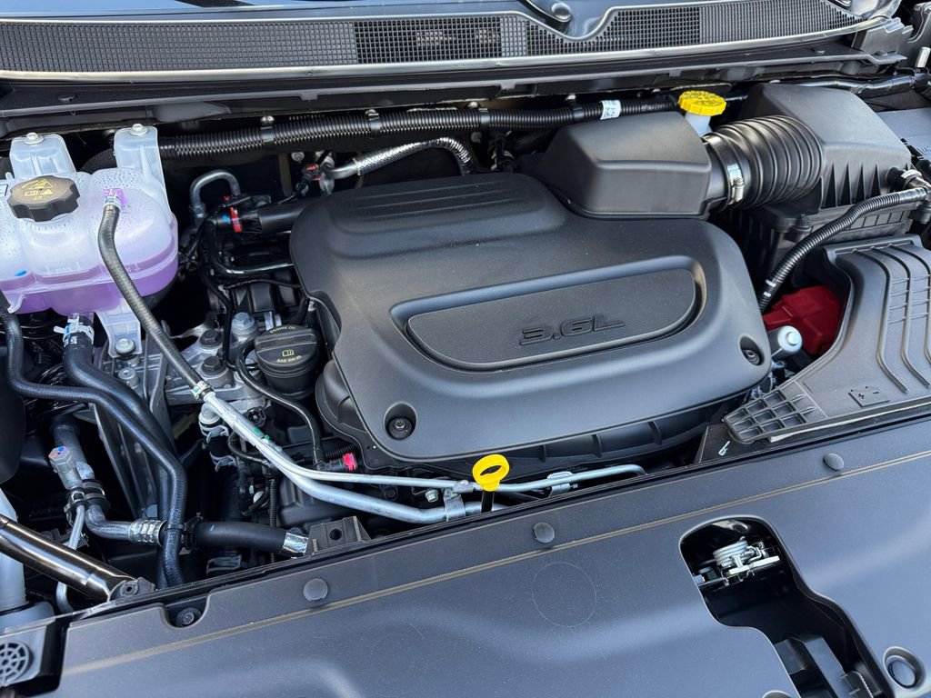 New 2026 Chrysler Pacifica Select image 21