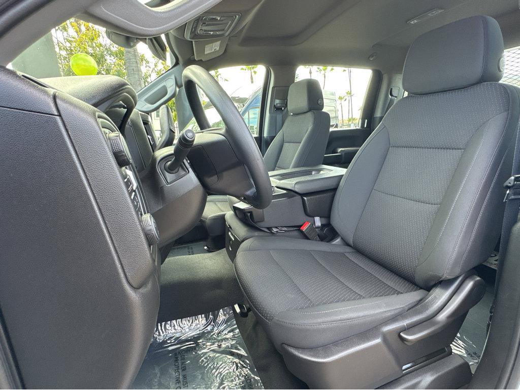 Used 2025 Chevrolet Silverado 2500 W/T w/ WT/CX Safety Package image 8