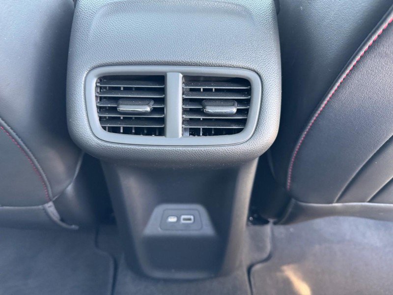 Used 2023 Buick Envision Essence w/ Sport Touring Package image 16