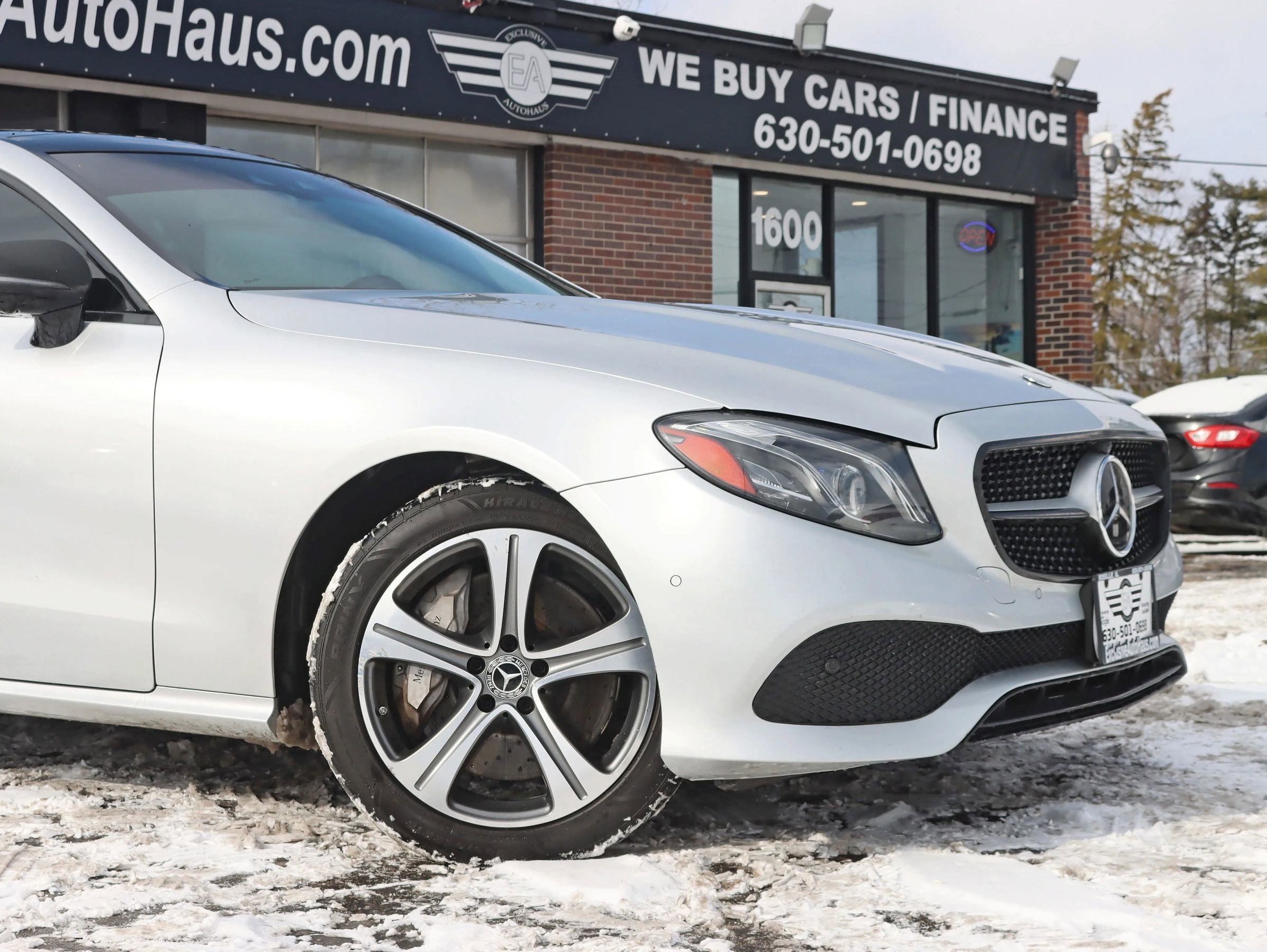 Used 2018 Mercedes-Benz E 400 4MATIC Coupe image 3