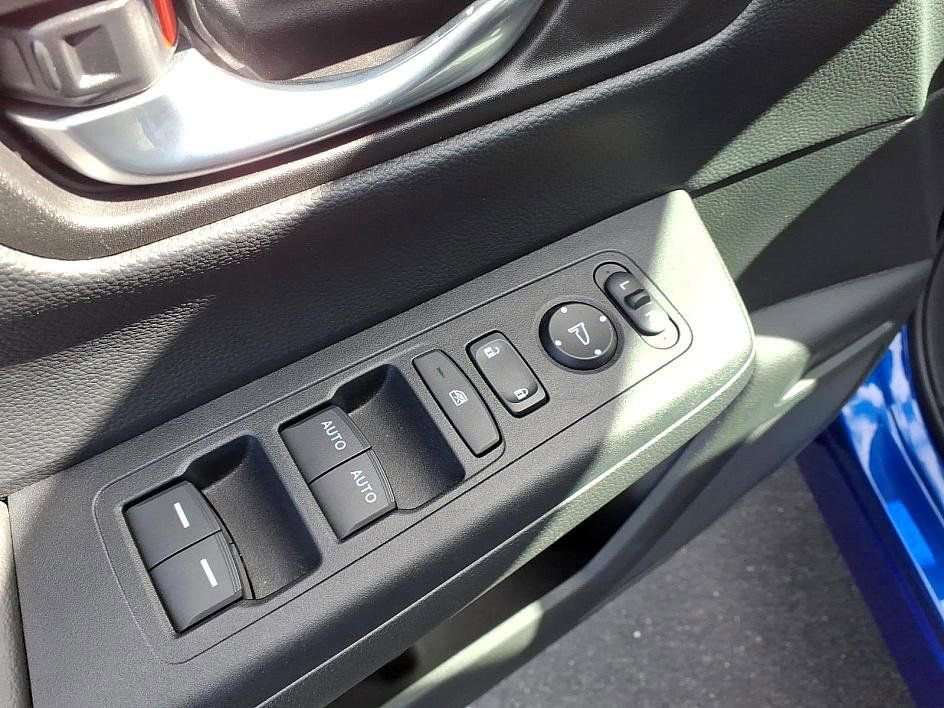 Used 2023 Honda CR-V Sport image 11
