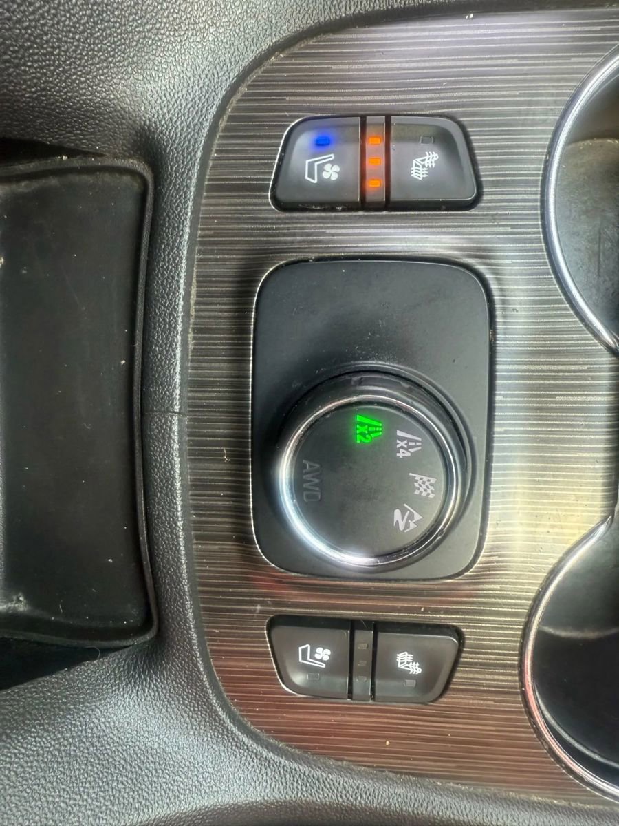 Used 2020 GMC Acadia SLT w/ Premium Package image 13