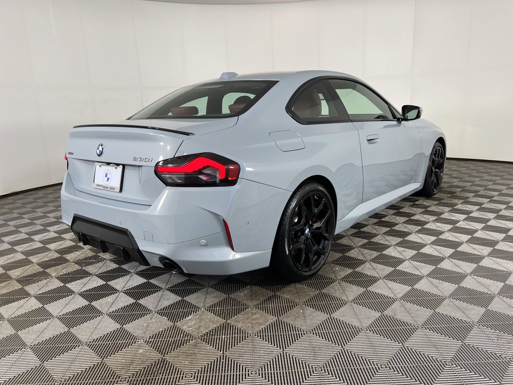 Used 2025 BMW 230i xDrive Coupe w/ M Sport Package image 5