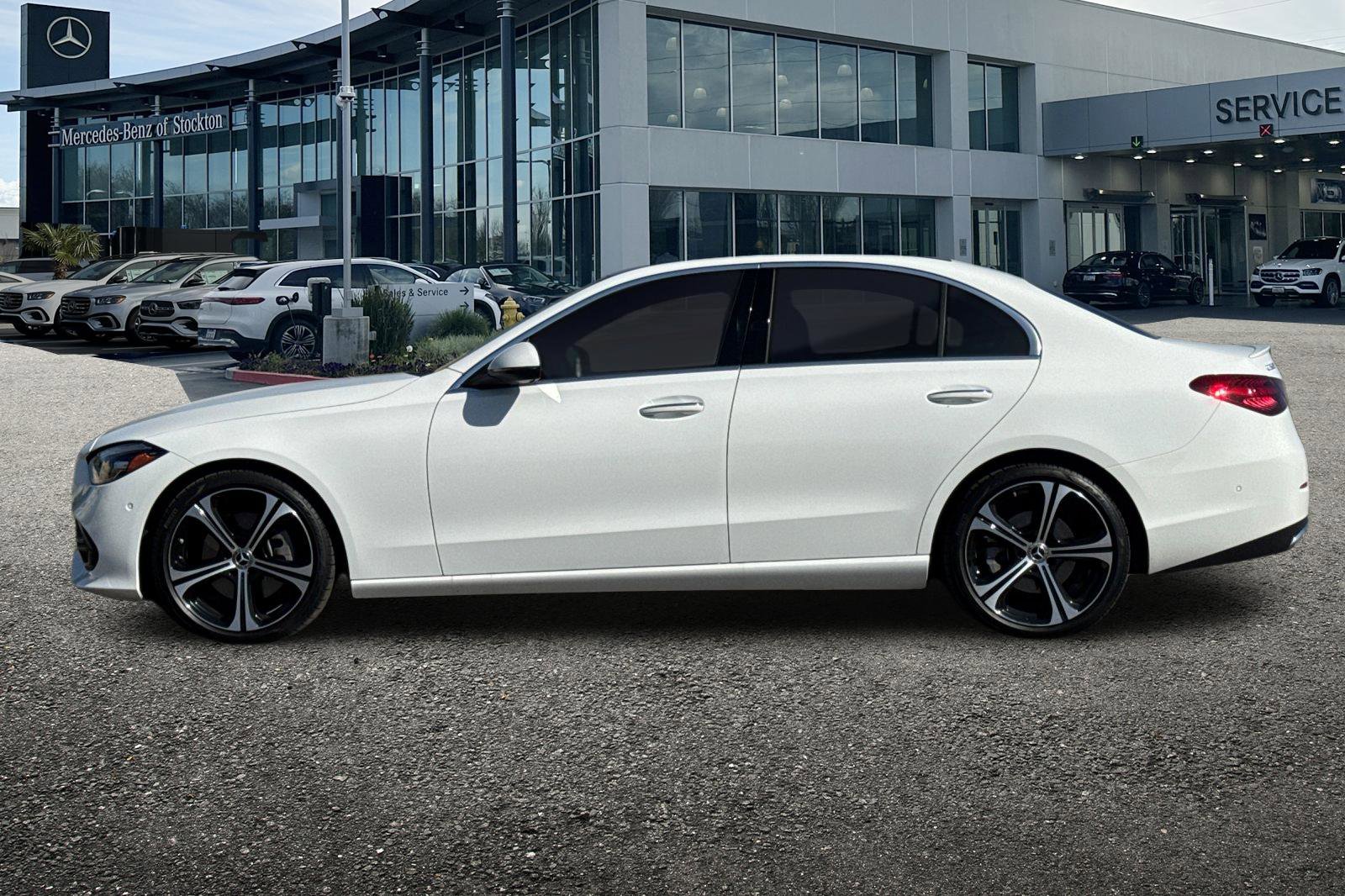 Used 2023 Mercedes-Benz C 300 Sedan image 7
