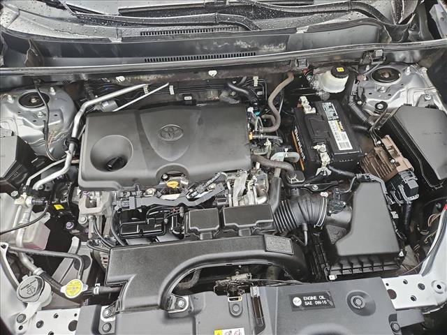 Used 2019 Toyota RAV4 XLE w/ Carpet Mat Package FWD image 28