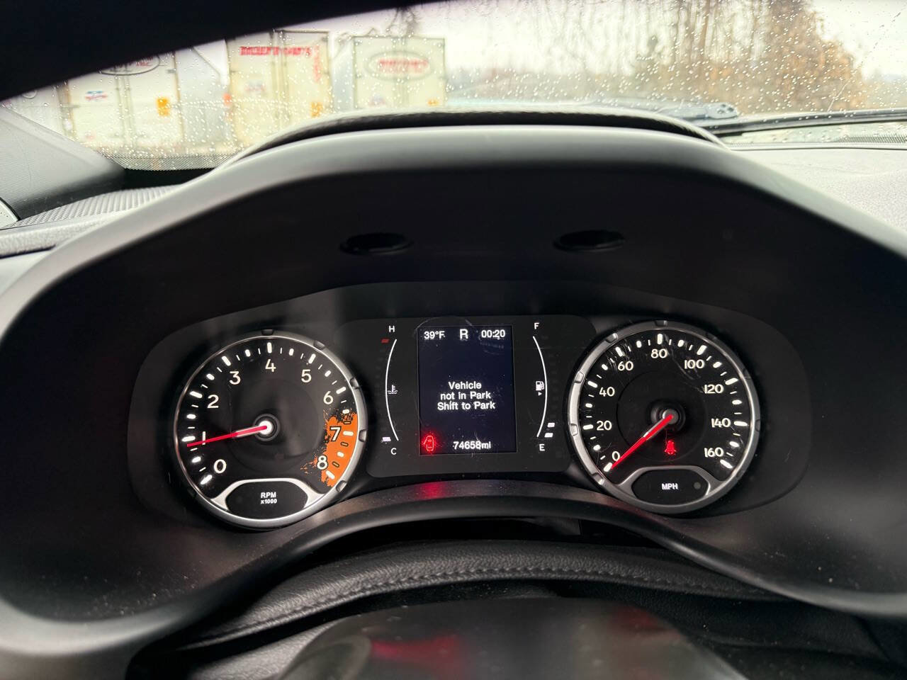 Used 2018 Jeep Renegade Latitude image 24