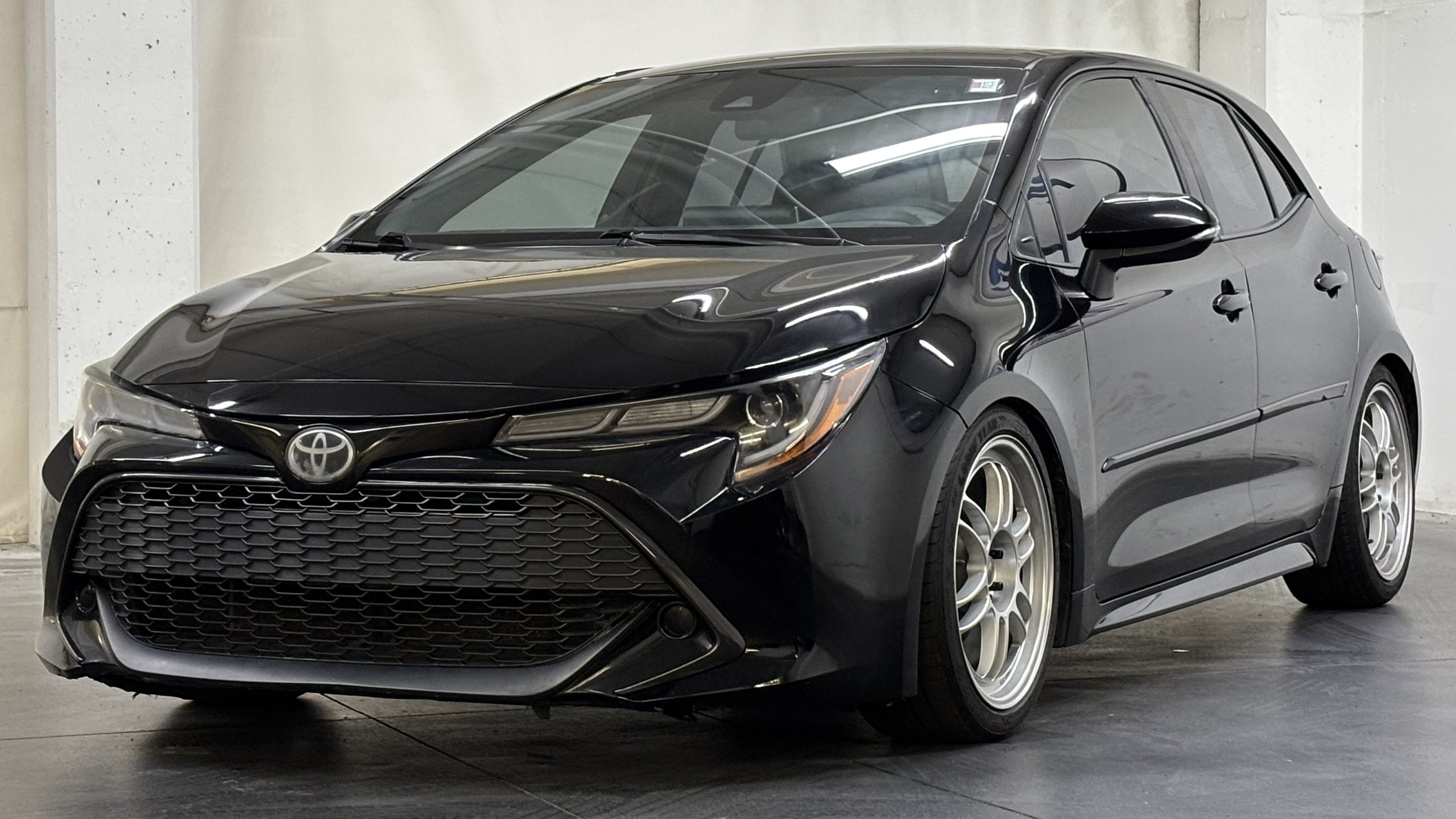 Used 2019 Toyota Corolla SE w/ Body Protection Package FWD image 11