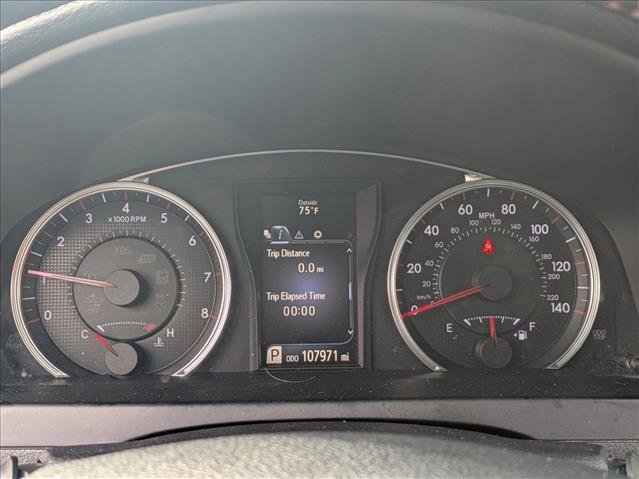 Used 2015 Toyota Camry SE image 10