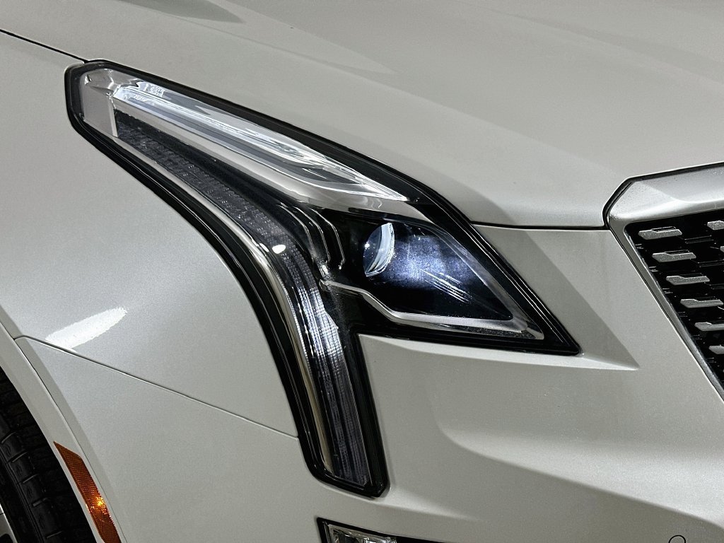 New 2026 Cadillac XT5 Premium Luxury w/ LPO, Floor Liner Package AWD/4WD image 41