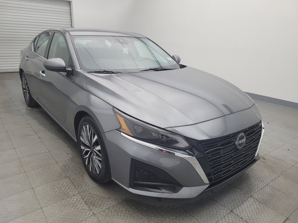 Used 2023 Nissan Altima 2.5 SV image 13