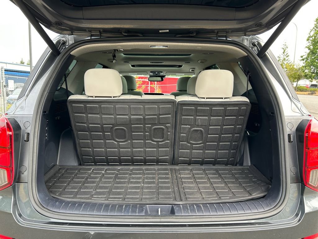 Used 2022 Hyundai Palisade Limited w/ Cargo Package image 25