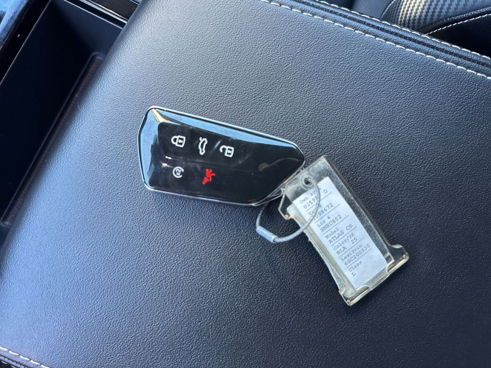 Used 2025 Volkswagen Atlas Cross Sport SE image 22