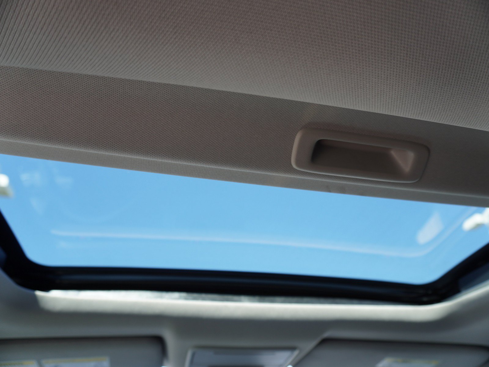 Used 2024 Honda CR-V EX image 12