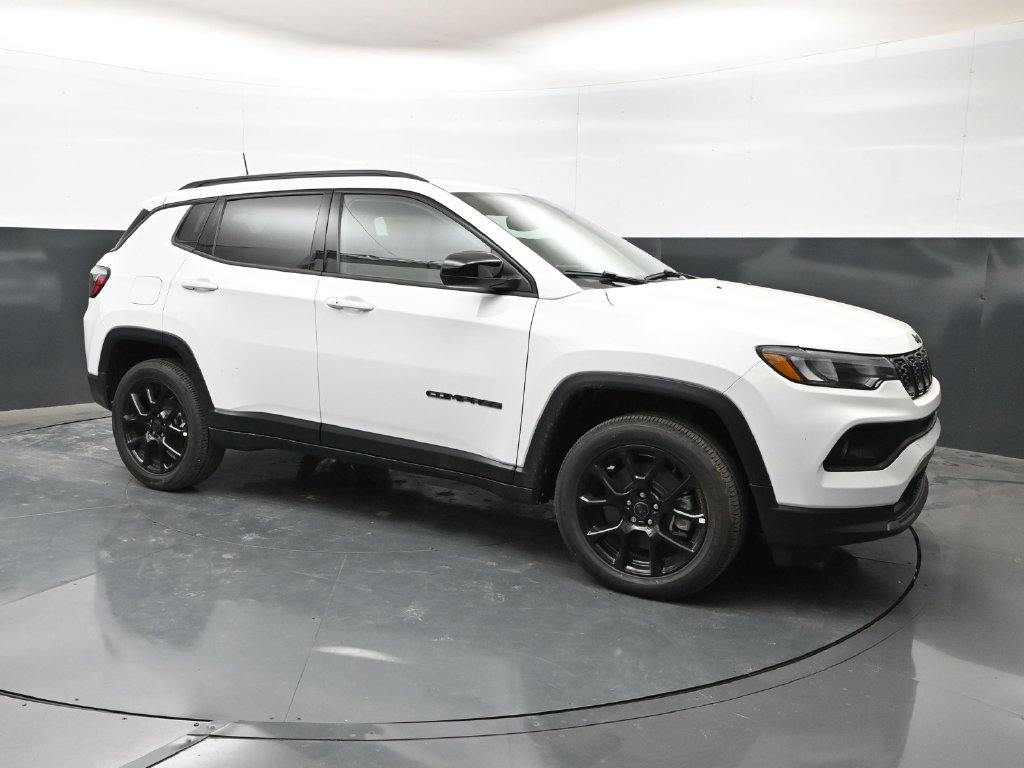 New 2026 Jeep Compass Latitude AWD/4WD image 1