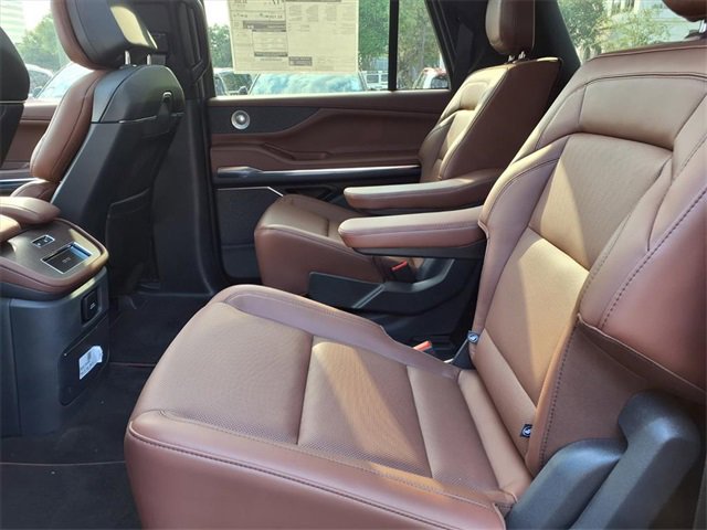 New 2025 Lincoln Navigator L Reserve image 9