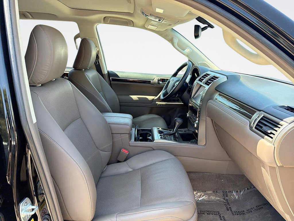 Used 2017 Lexus GX 460 AWD/4WD image 32
