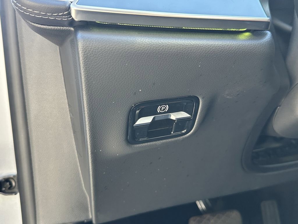 Certified 2024 Mercedes-Benz E 350 4MATIC Sedan w/ Airmatic Package image 36