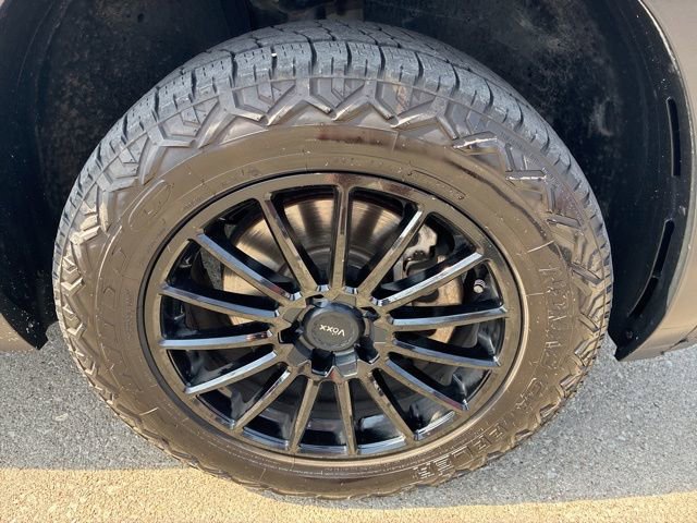Used 2019 Volkswagen Atlas SE w/ Towing Package image 10