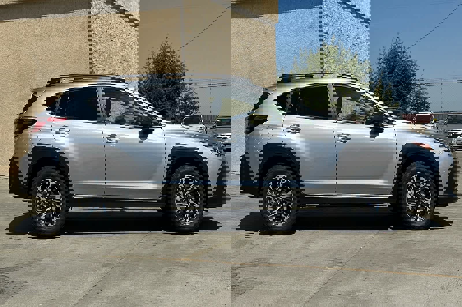 New 2025 Subaru Crosstrek 2.0i Premium image 2