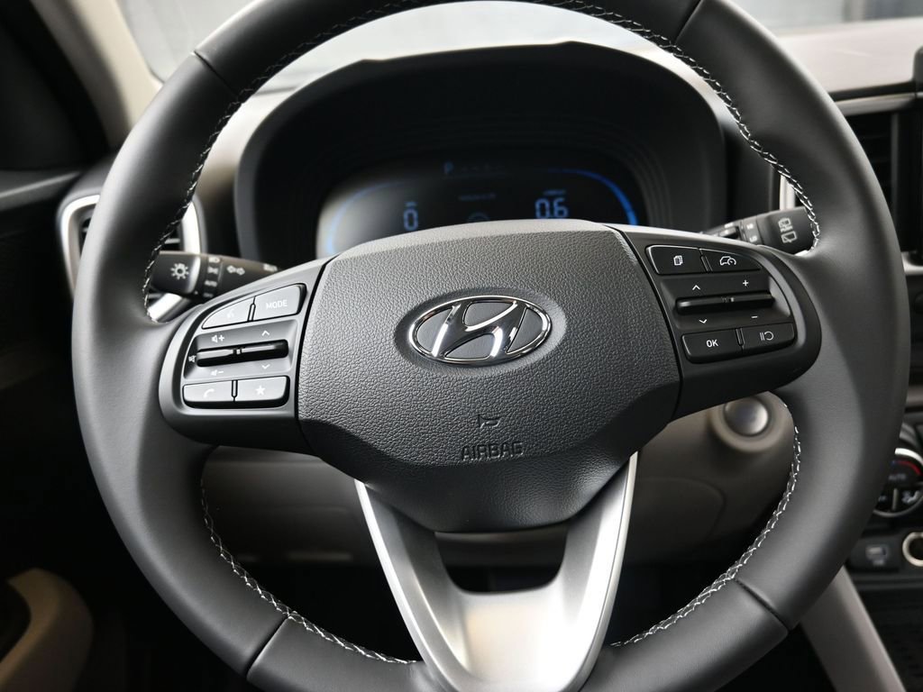 New 2026 Hyundai Venue SEL image 25