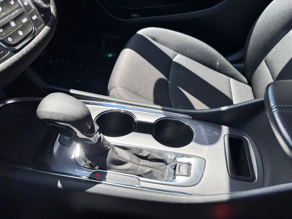 Used 2024 Chevrolet Malibu LT FWD image 18