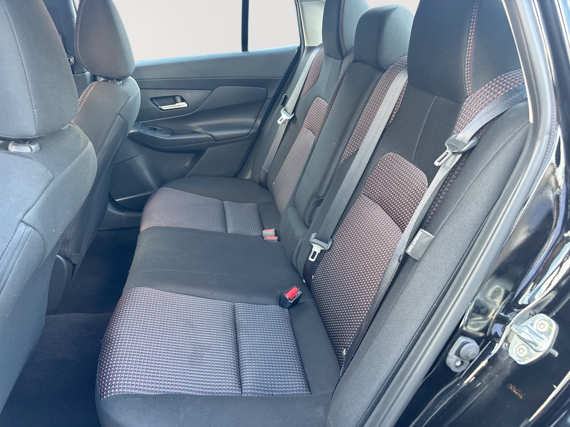 Used 2026 Nissan Sentra SR w/ Floor Mat Package FWD image 25