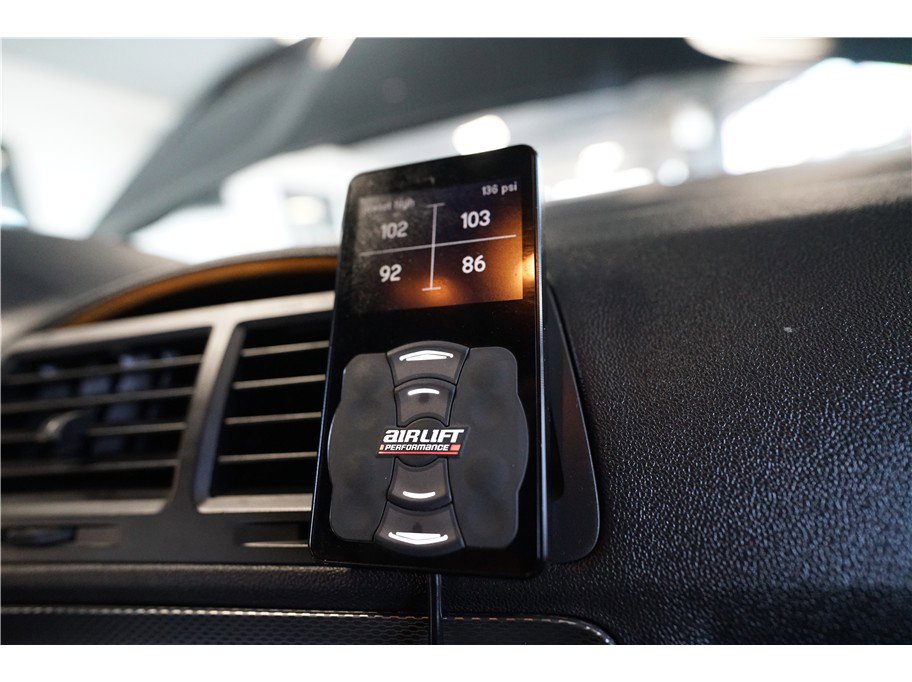 Used 2013 Dodge Challenger R/T w/ R/T Redline Group RWD image 19