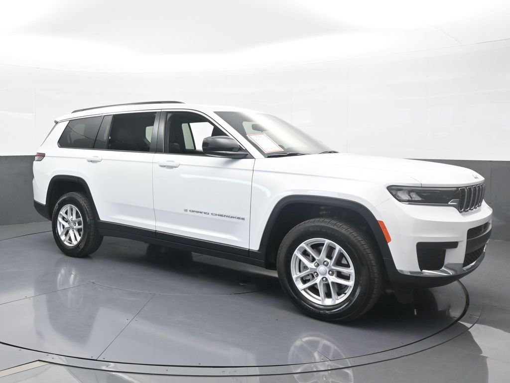 Used 2024 Jeep Grand Cherokee L Laredo image 8