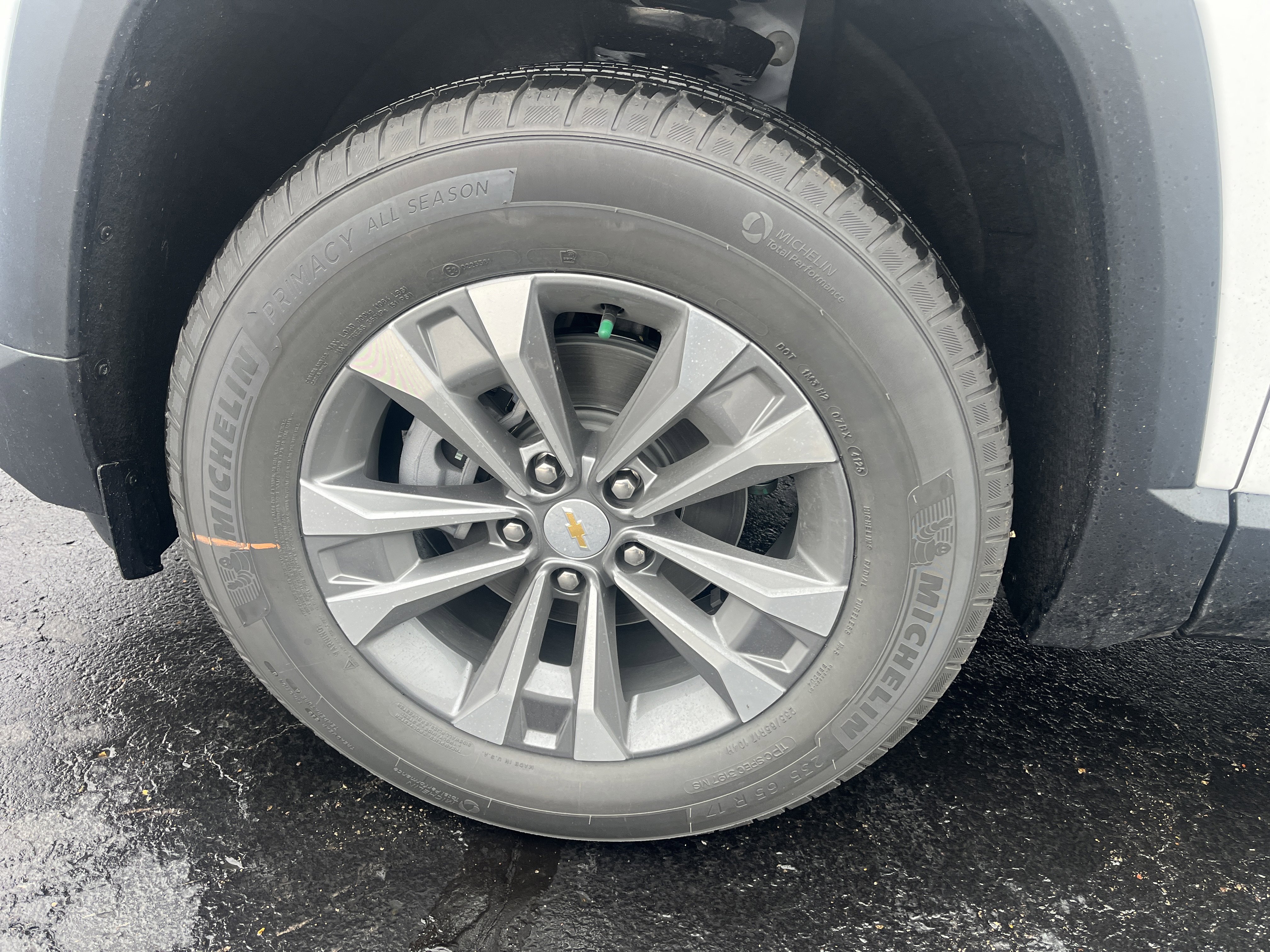 New 2026 Chevrolet Equinox LT w/ Safety and Technology Package image 16