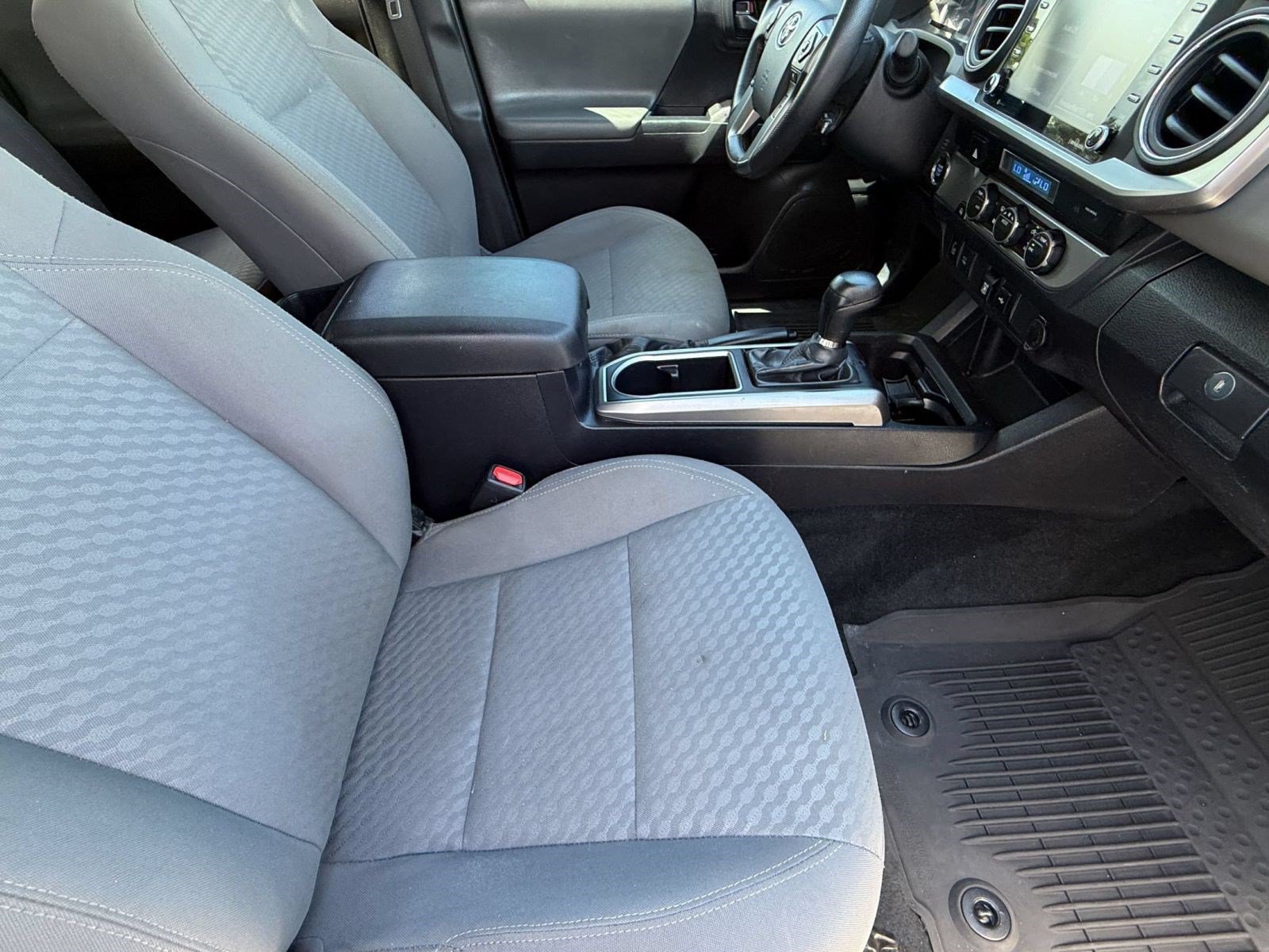 Used 2023 Toyota Tacoma SR5 w/ Technology Package RWD image 28