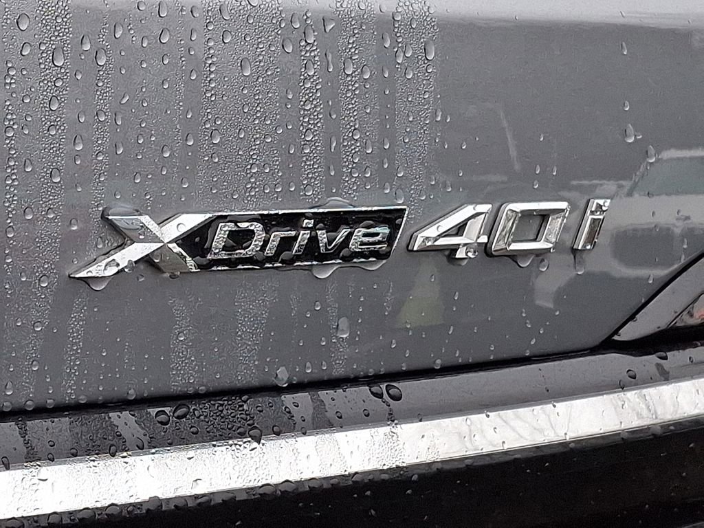 Certified 2024 BMW X7 xDrive40i w/ M Sport Package image 29