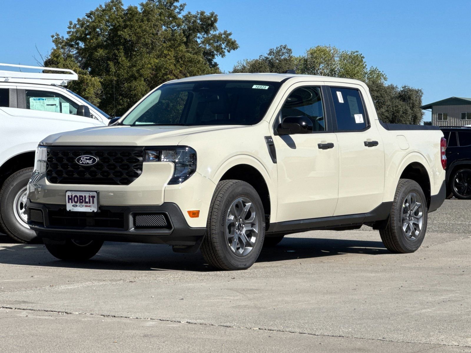New 2025 Ford Maverick XLT w/ XLT Luxury Package image 7
