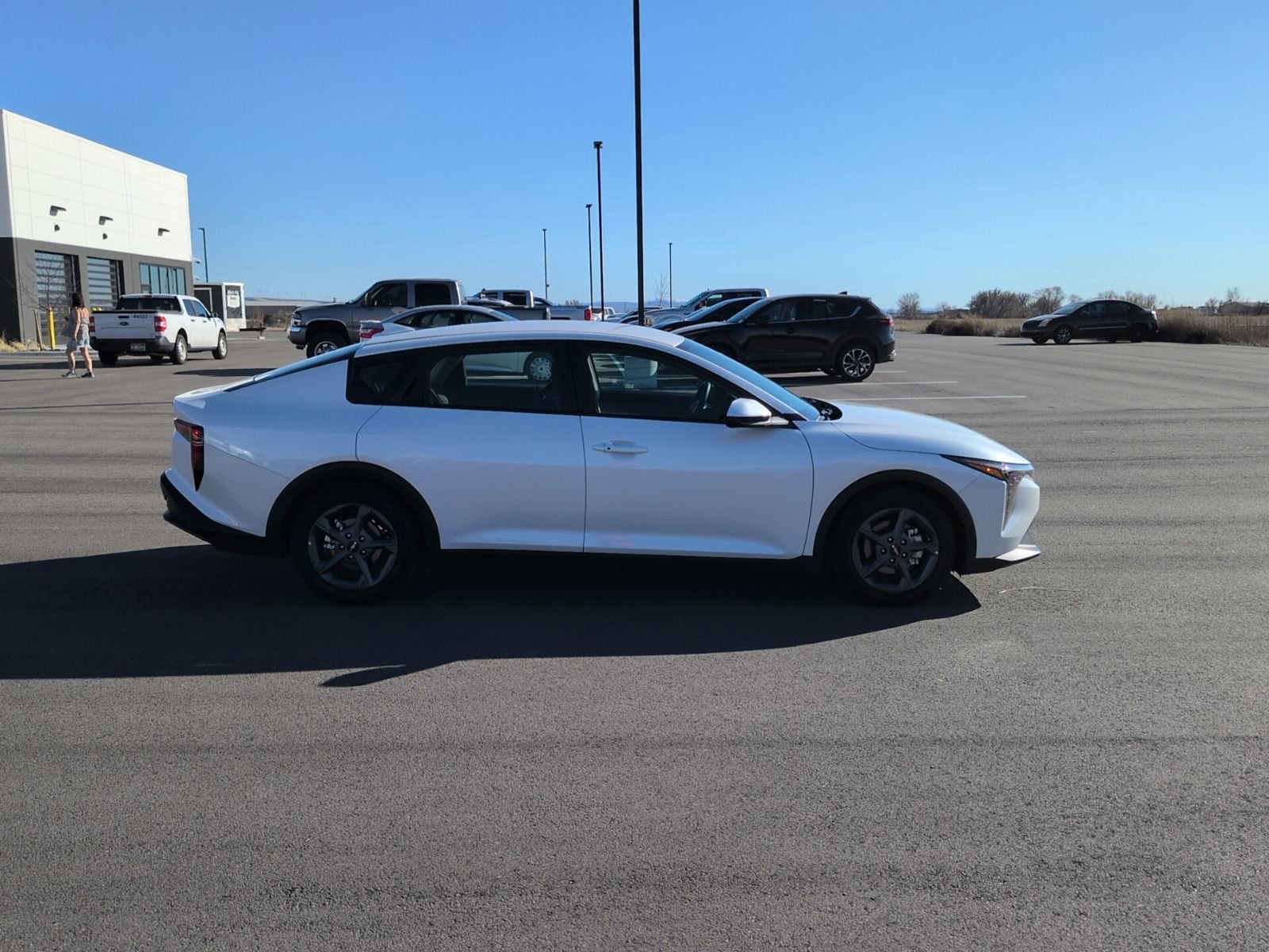 Used 2025 Kia K4 LXS image 8