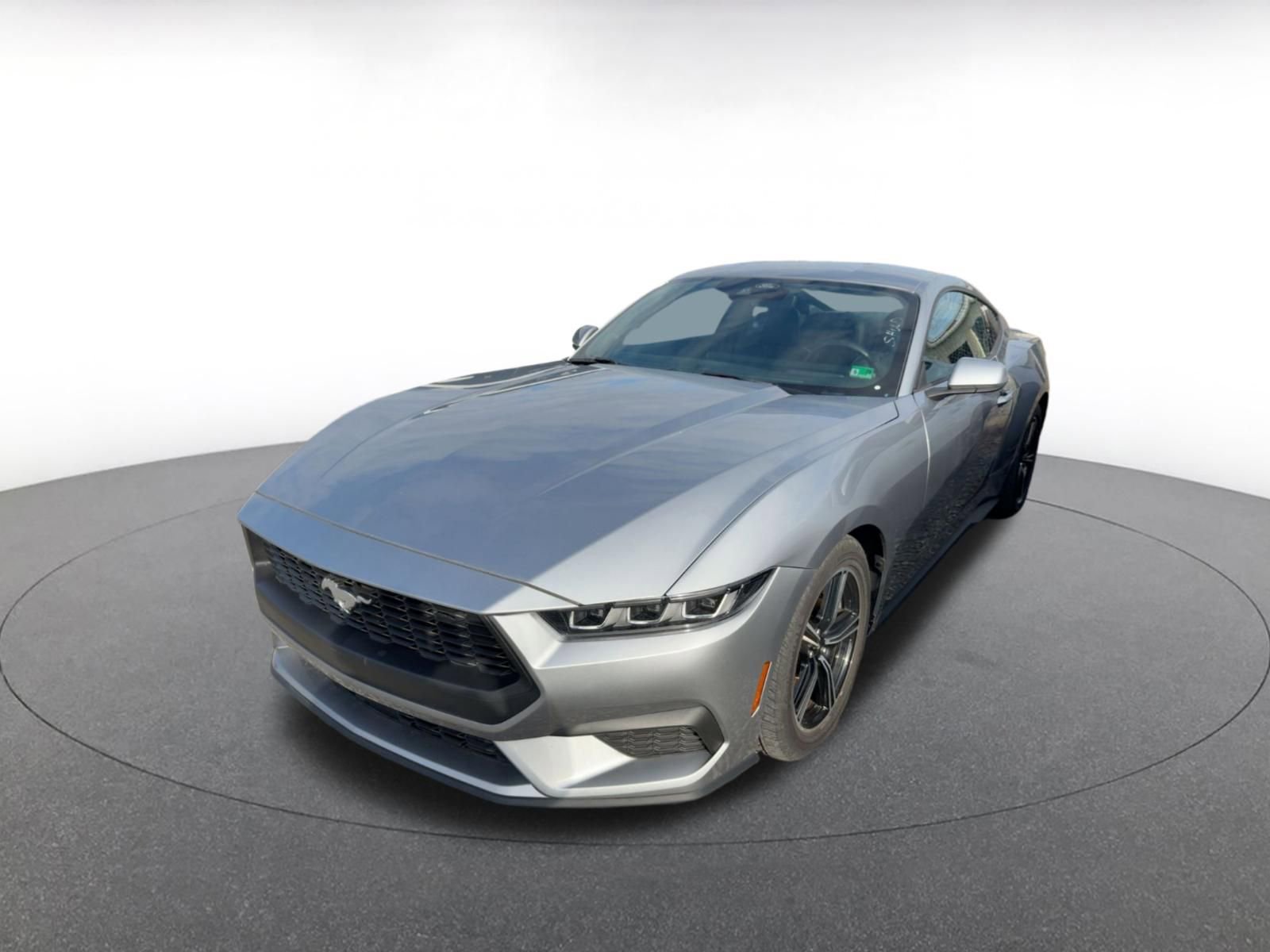 Used 2024 Ford Mustang Premium image 4
