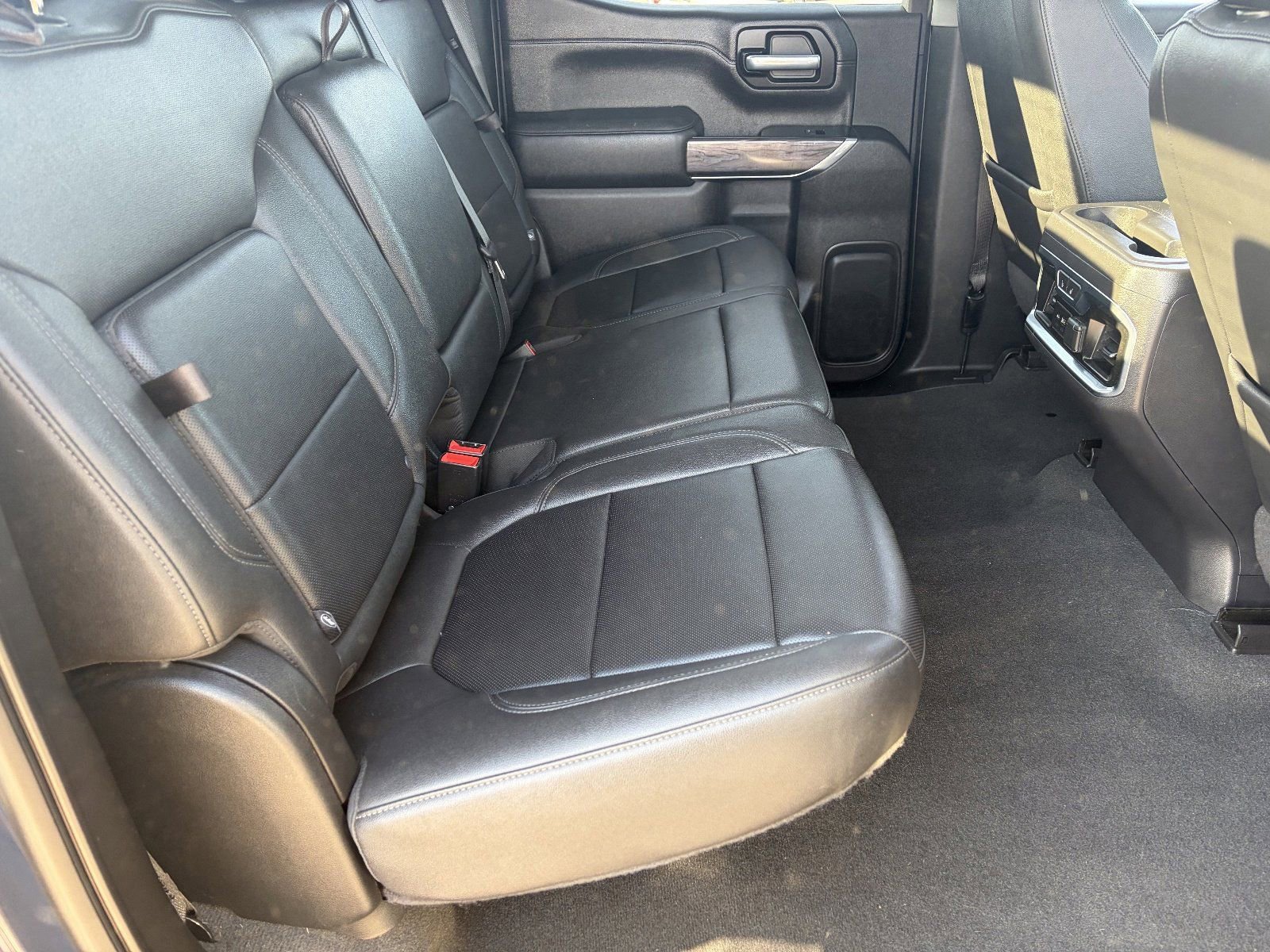 Used 2021 Chevrolet Silverado 1500 LTZ w/ Technology Package AWD/4WD image 14