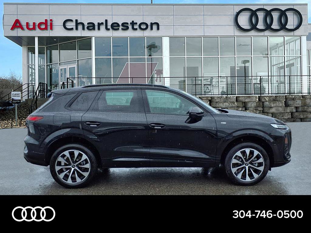 New 2026 Audi Q3 quattro 2.0T AWD/4WD image 2