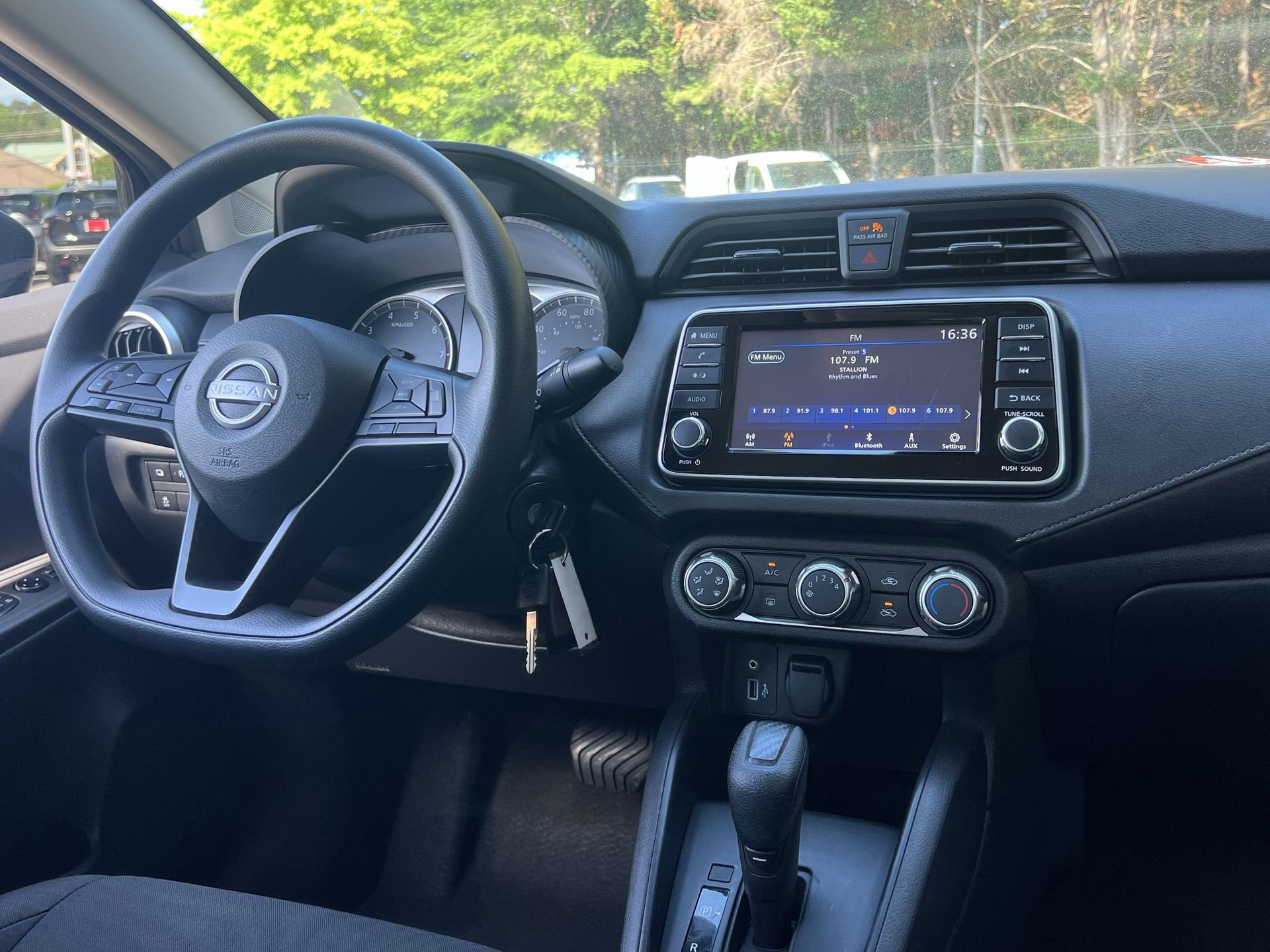 Used 2024 Nissan Versa S w/ Trunk Package FWD image 3