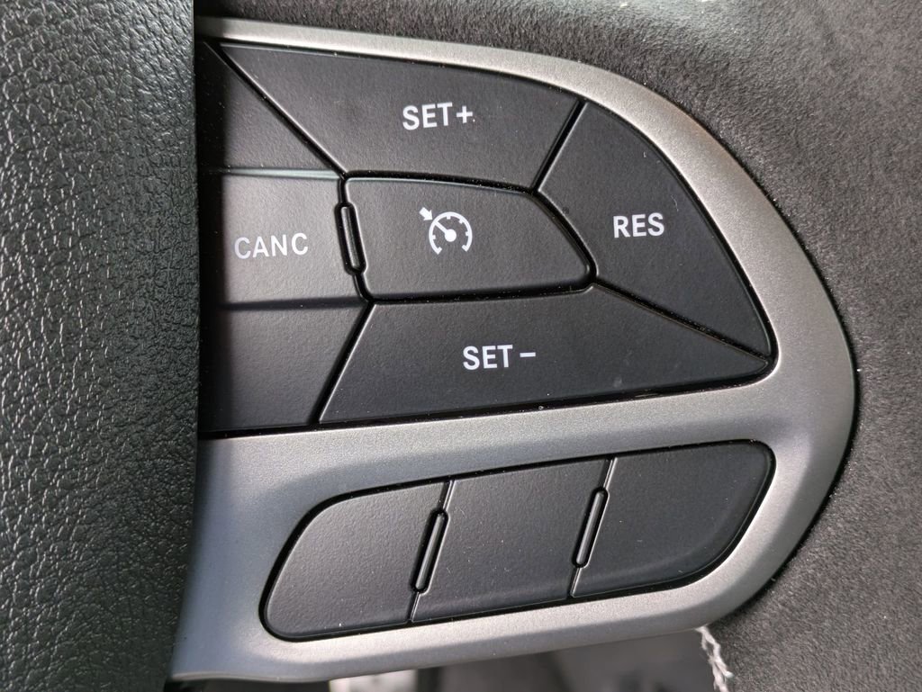 Used 2022 Dodge Challenger SRT Hellcat image 16