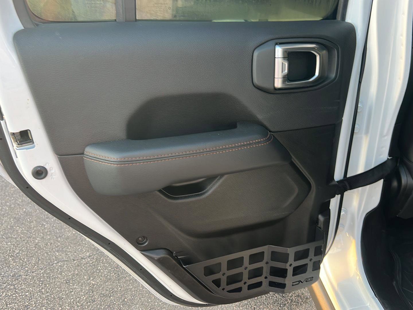 Used 2022 Jeep Wrangler Unlimited Rubicon w/ Xtreme Recon 35" Tire Package image 17