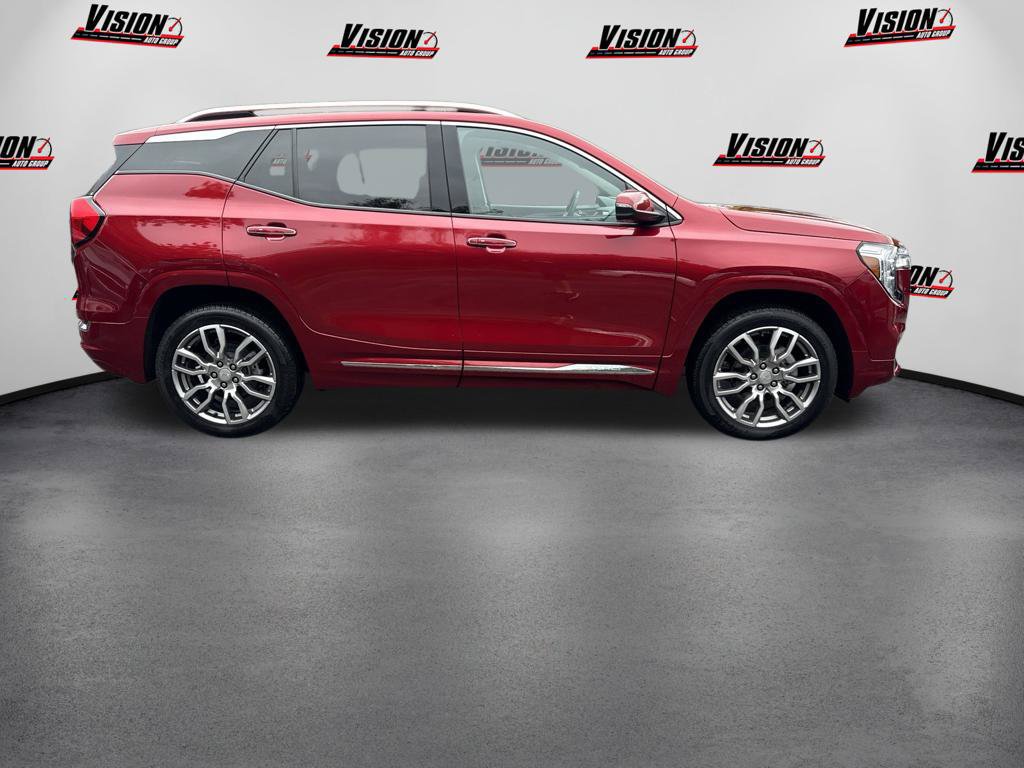 Used 2023 GMC Terrain Denali w/ LPO, Floor Liner Package AWD/4WD image 4