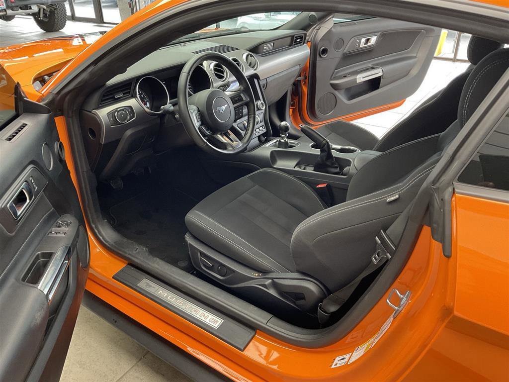 Used 2020 Ford Mustang GT w/ Equipment Group 301A RWD image 23