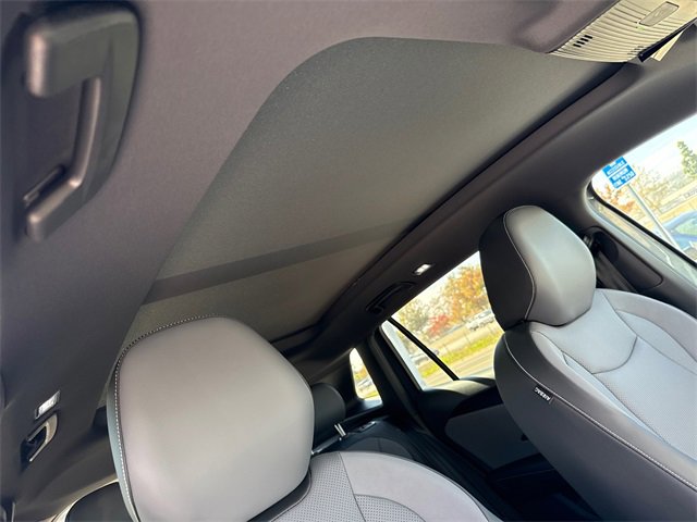 New 2026 Volkswagen Tiguan SE R-Line image 23
